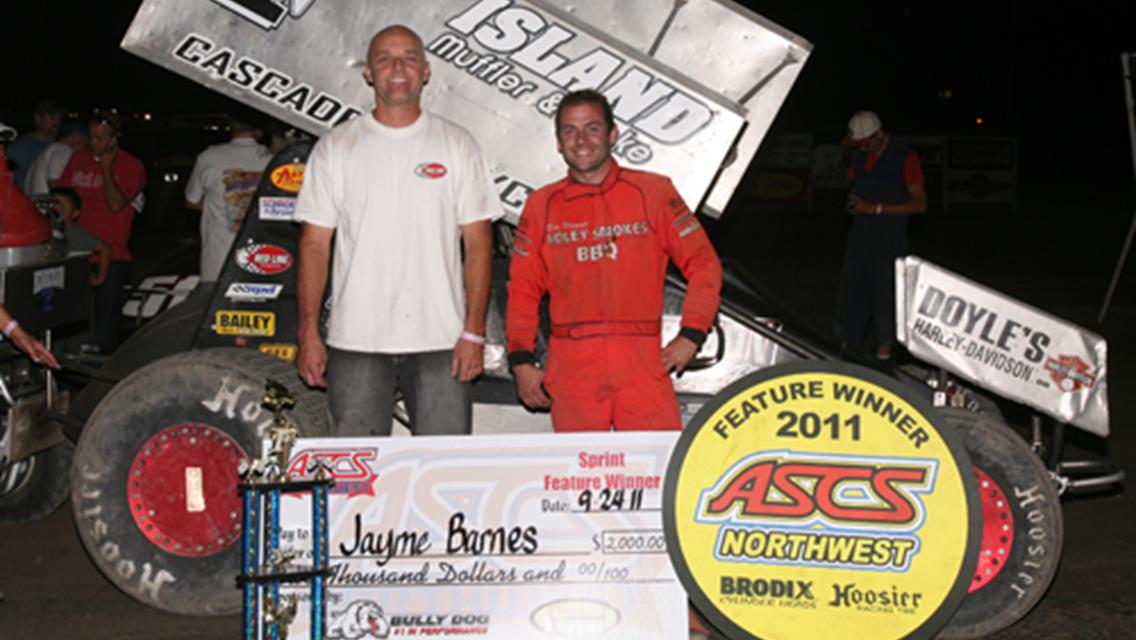 Jayme Barnes topped Saturday night&#39;s season-ending ASCS Northwest main event at Yakima&#39;s State Fair Raceway. (Stacy Verrall photo)