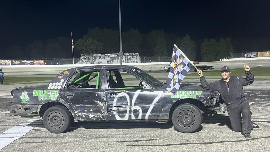 Packed house sees DeLong win three and Burton two on Monster X Metals and Gold destruction night!