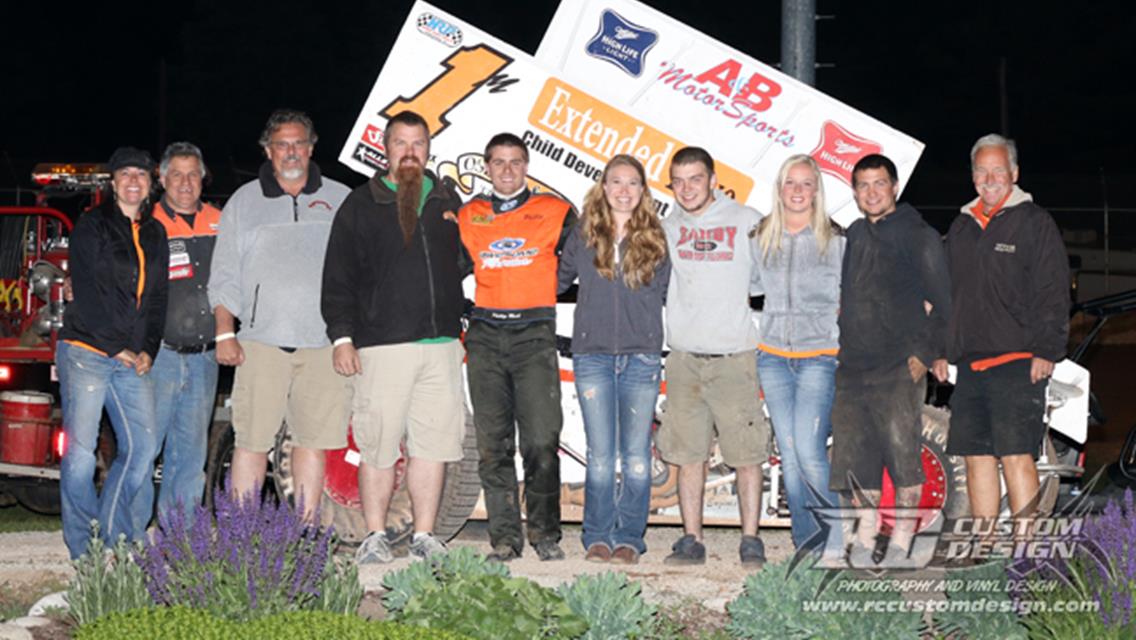 RACING RESUMES! BALOG EXTENDS WIN STREAK IN BUMPER TO BUMPER IRA OUTLAW SPRINTS WITH PLYMOUTH VICTORY