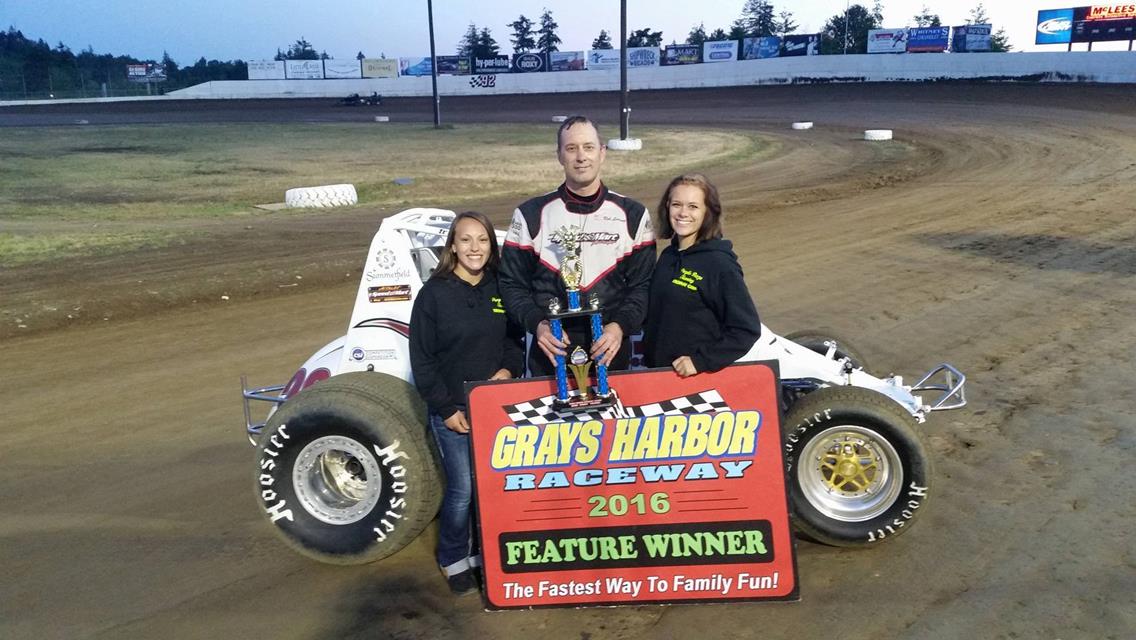 Rob Lindsey Captures Second Wingless Sprint Series Win Of 2016