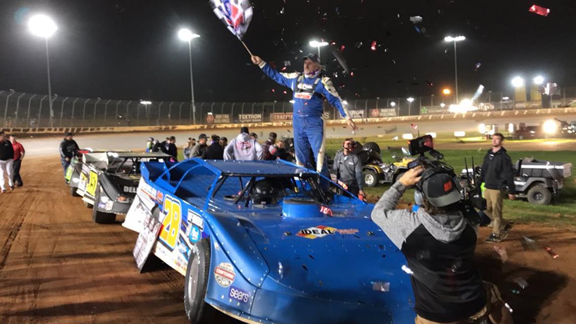 Erb takes WOO Late Model checkers at World Finals