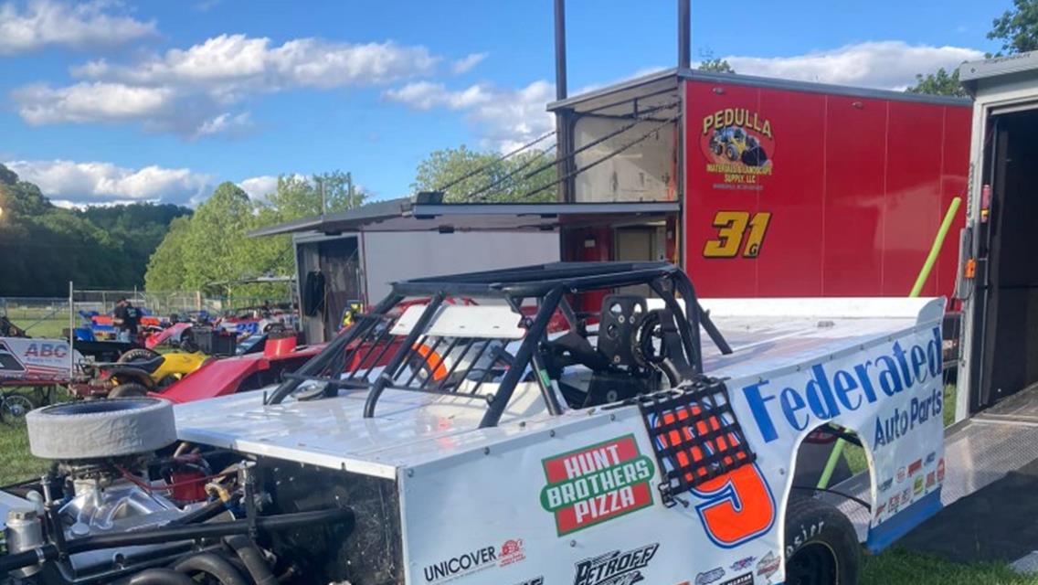 Ken ready for action in the Topless 50 at Tyler County Speedway (Middlebourne, W.Va.) on May 24.