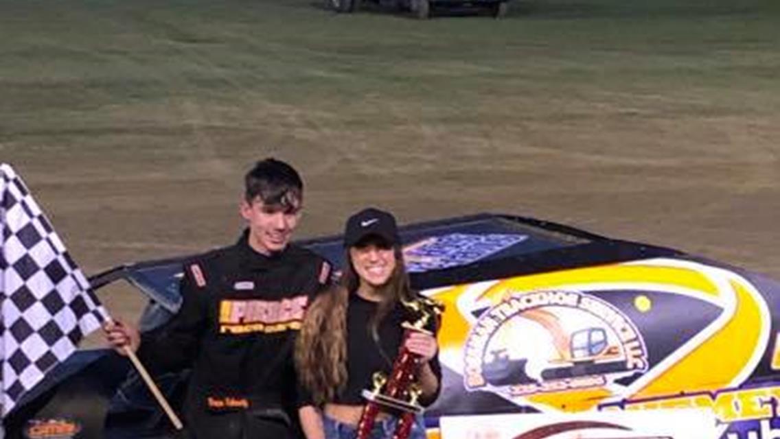 Deece Schwartz Becomes 1st Fourth Generation Driver To Win A Feature