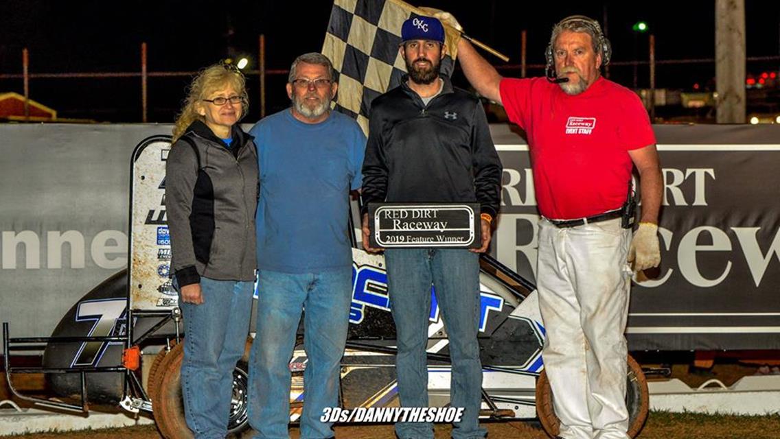 Chris Cochran Scores NOW600 Weekly Racing Victory on Friday at Red Dirt Raceway