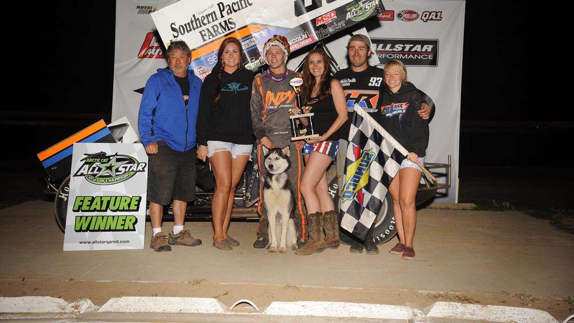 Sheldon Haudenschild Holds Off Dale Blaney for Arctic Cat All Star Victory at Hartford Speedway