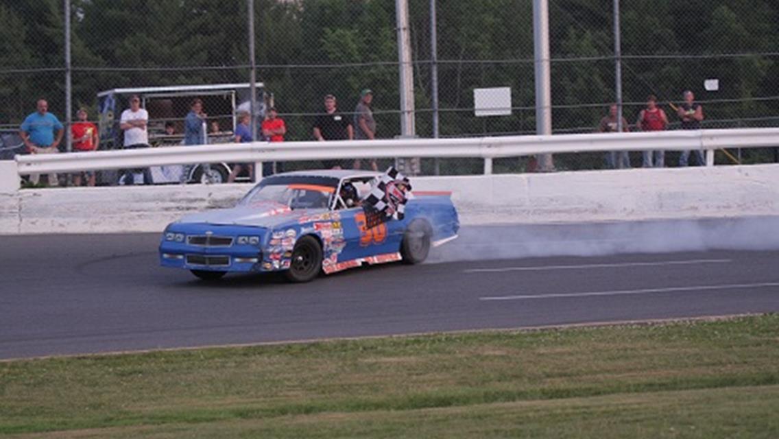 Lamberton catches LaFountain at the Line; Heywood comes from out back to win 2nd Twin 25