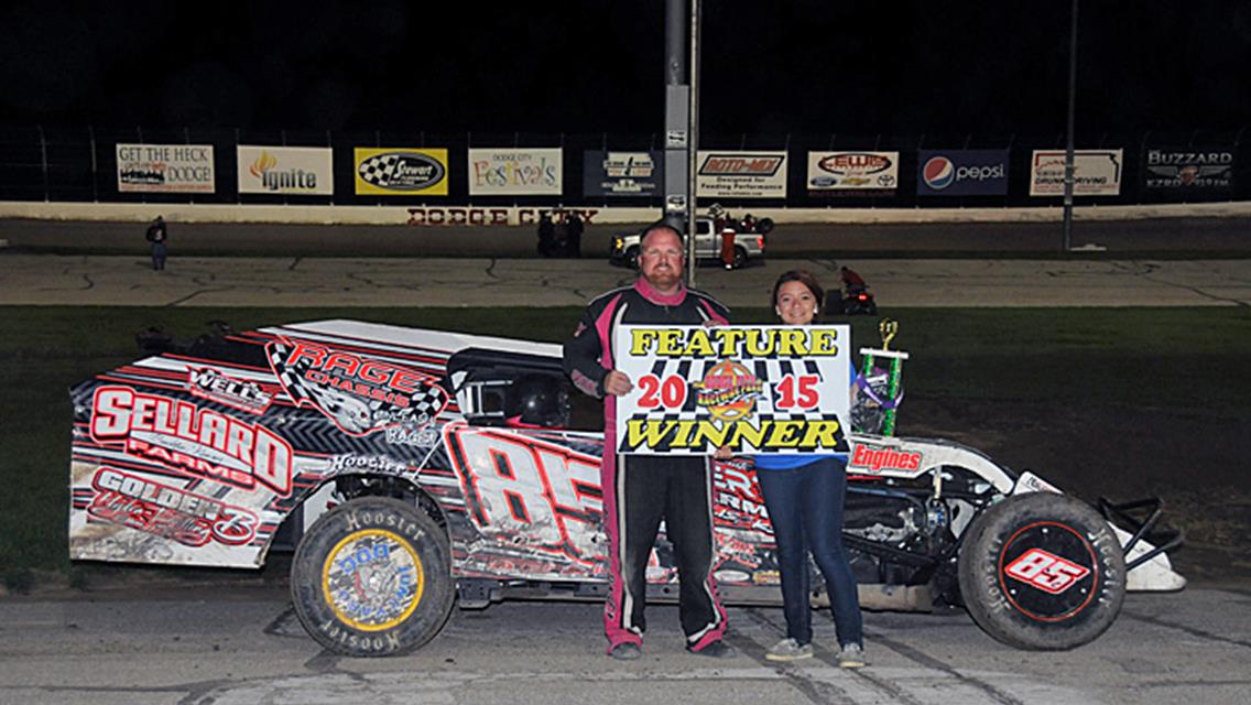 Dodge City Raceway Park Saturday Report &amp; Photos