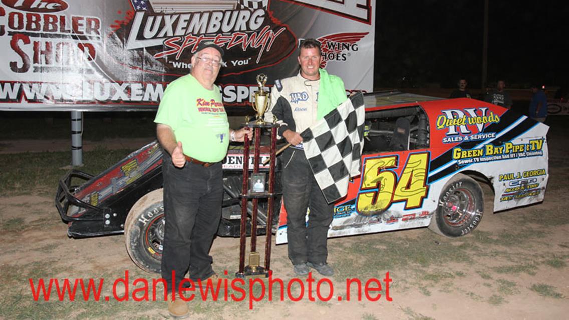 LaCrosse Leads All to Checkered Flag at Luxemburg Speedway