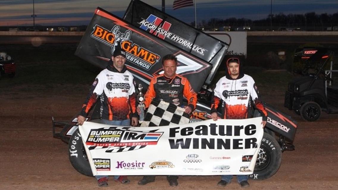 CRAIG DOLLANSKY SURPRISE VISIT RESULTS IN BUMPER TO BUMPER IRA OUTLAW SPRINT SERIES FEATURE WIN AT OSHKOSH