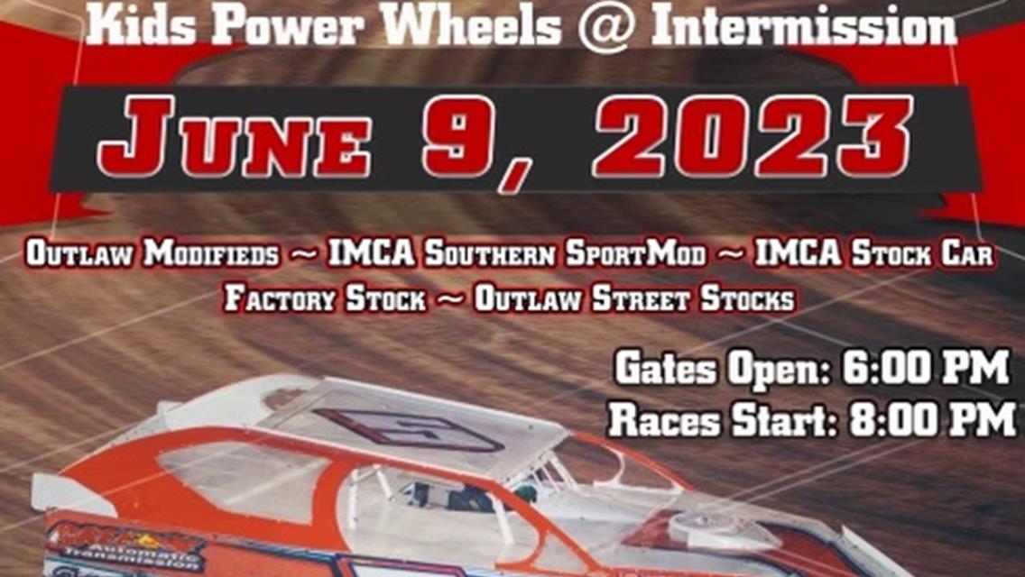 Outlaw Modifieds and Kids Power Wheel Races at intermission
