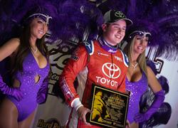 Christopher Bell Fends Off Late Ra
