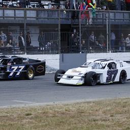 Upstate Modifieds And Bombers Visit Redwood Acres Raceway Saturday