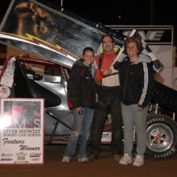 Dave Becker Blasts To First UMSS Win During 2010 Season Opener at Kopellah Speedway