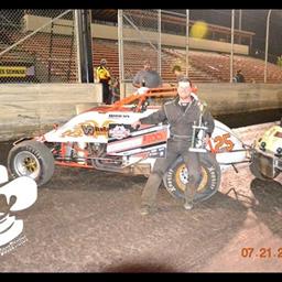 Pat Canfield Wins Willamette Thriller With Wingless Sprint Series