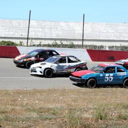 Full Slate Of Action At Redwood Acres Raceway Saturday