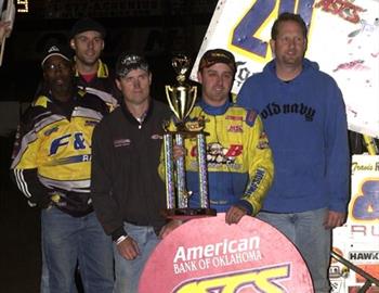 Travis Rilat and crew in victory lane