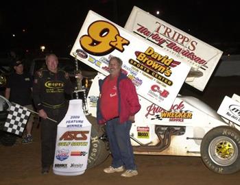 Gary Wright completes a sweep of the weekend