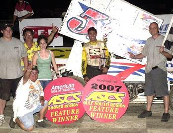 Brandon Berryman and crew in victory lane