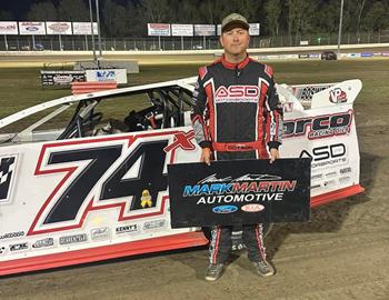 Ethan Dotson led the way in the Cotton Pickin prelim at Magnolia Motor Speedway (Columbus, Miss.) on Friday, October 11.