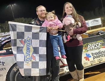 Joseph and his family in Victory Lane at Southern Raceway on Feb. 18, 2023.