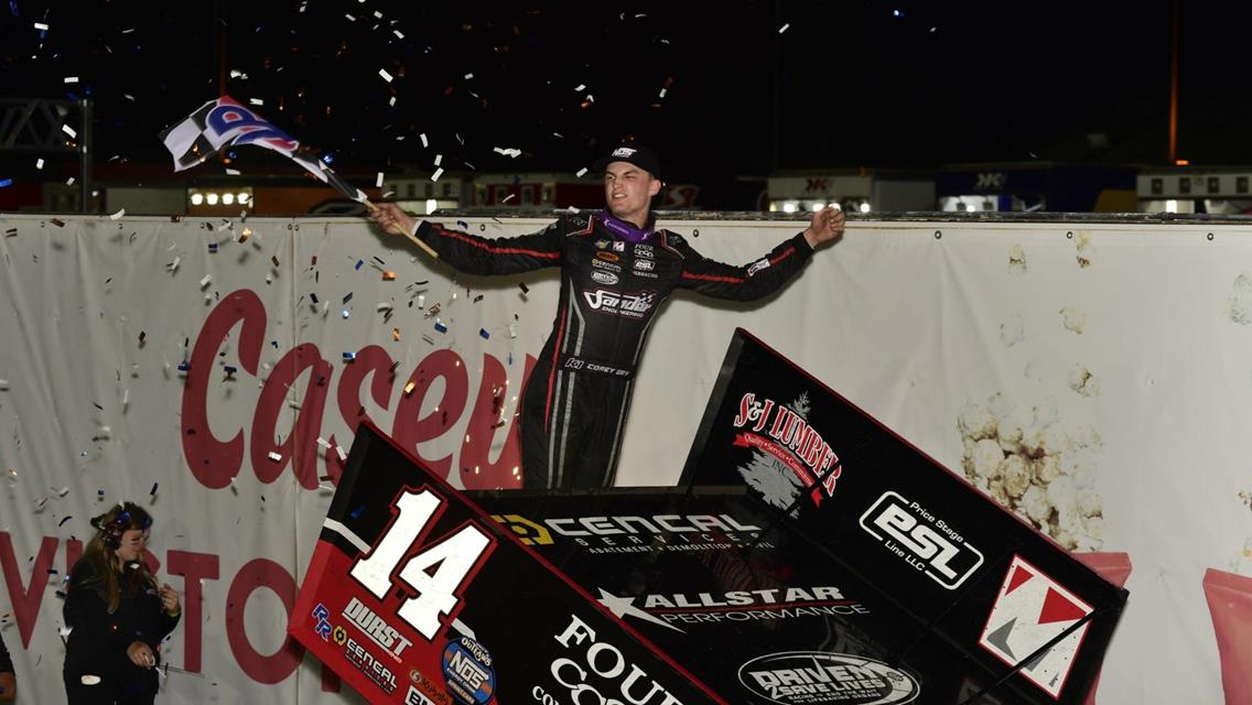 Corey Day Rockets to First Knoxville Win with World of Outlaws!